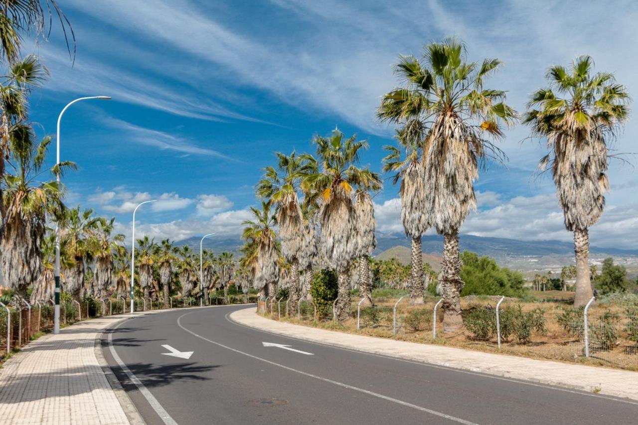Golf View Apartment - Stunning Ocean View Golf Del Sur San Miguel de Abona Exterior photo